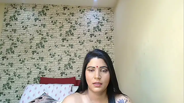 צ'אט XXX בשידור חי של XIndianintimacy