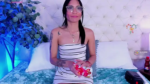 sophie_pariss' Live XXX Chat