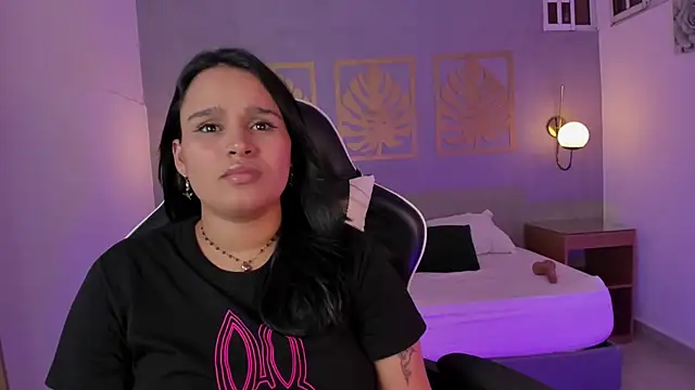 lia_sexx19n Live XXX chat