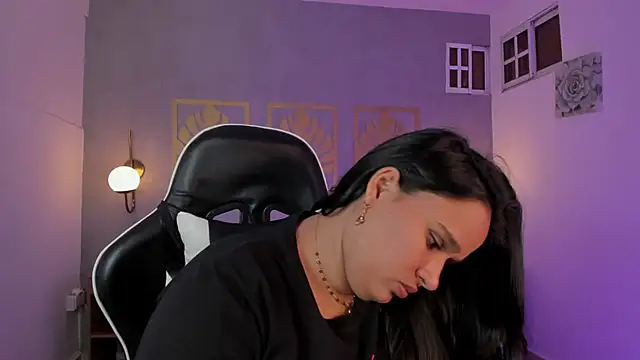 Chat +18 de lia_sexx19 ao vivo