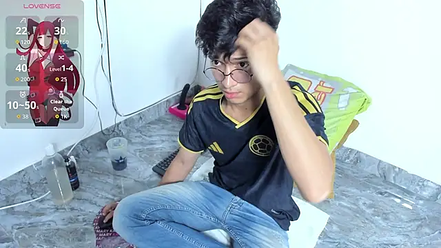 عرض كام Benjamin_Buster