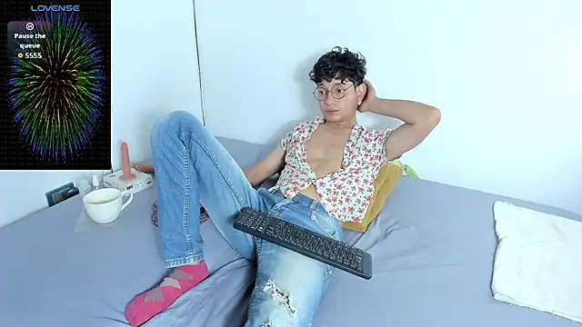 Benjamin_Buster Adlı Modelin Web Kamerası Şovu