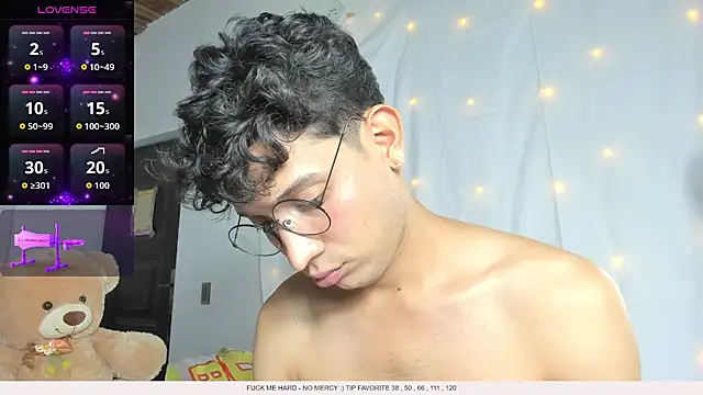 Benjamin_Buster Pertunjukan Webcam