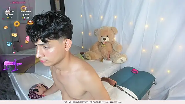 Benjamin_Buster's Webcam Show