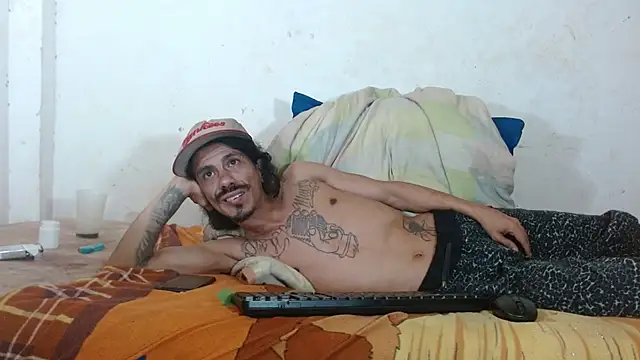 Show Webcam de damian_bottom_bigcock