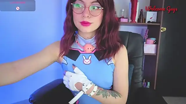 Celeste_Ford_18's Webcam Show