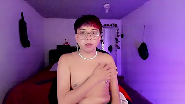 AnggelONfiree webcam show