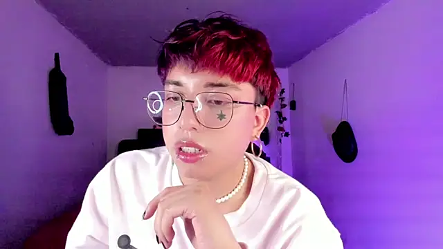 AnggelONfiree's Webcam Show