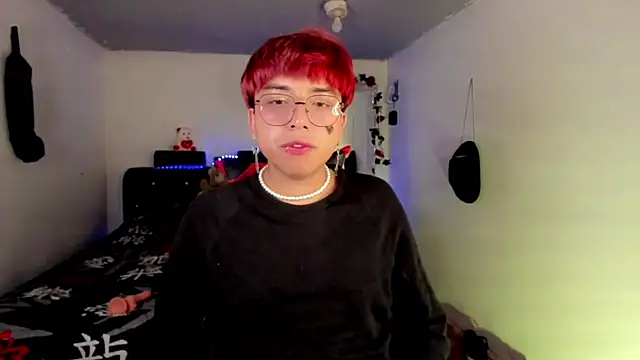 AnggelONfiree Шоу с уебкамера