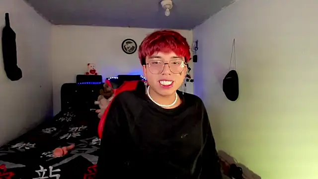 AnggelONfiree Adlı Modelin Canlı XXX Sohbeti