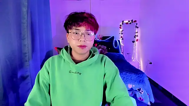 AnggelONfiree webkamerás műsora