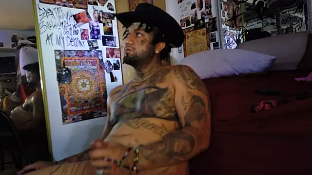 Azielparallax's Webcam Show