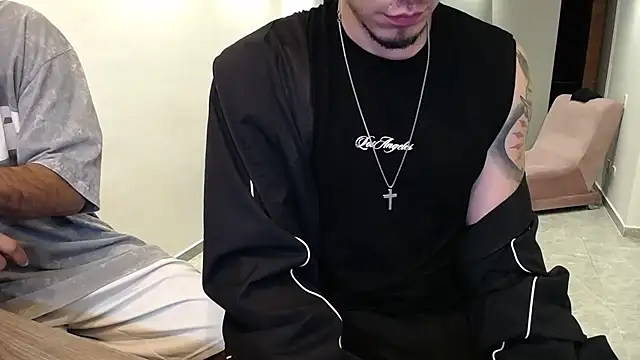 Show Webcam de fratguysonline
