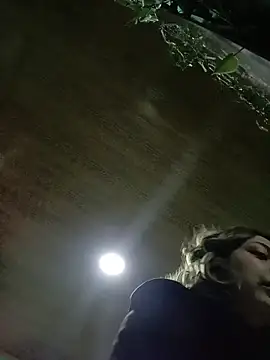 madelaine- webkamerás műsora