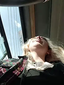 madelaine- Webcam show