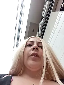 madelaine- 网络视讯表演