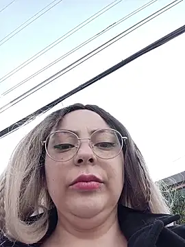 madelaine-'s Webcam Show