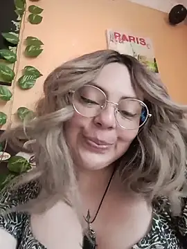 madelaine-: απευθείας συνομιλία ΧΧΧ