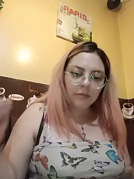 madelaine- live XXX chat