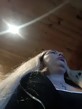 madelaine- élő XXX-chatje