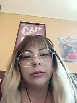 madelaine- Live Chatraum