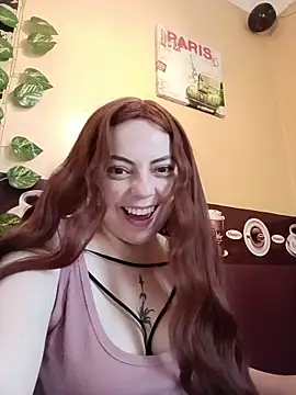 madelaine- Live XXX-Chat