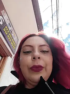 madelaine-'s Live XXX Chat
