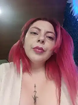 Chat XXX en directo de madelaine-