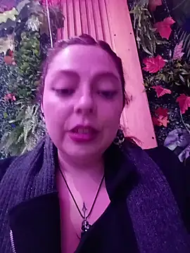 madelaine-'s Live XXX Chat