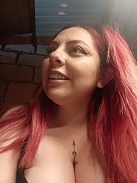 madelaine-'s Live XXX Chat