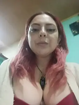 madelaine-'s Live XXX Chat