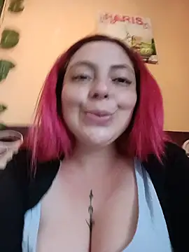 madelaine-'s Live XXX Chat