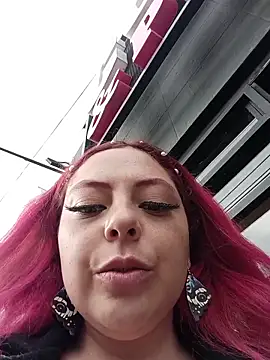madelaine-'s Live XXX Chat