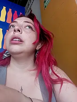 madelaine-'s Live XXX Chat