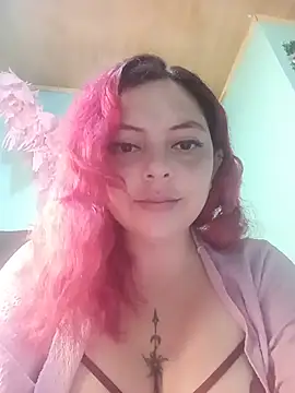Chat XXX en directo de madelaine-