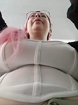 madelaine- Live XXX-Chat