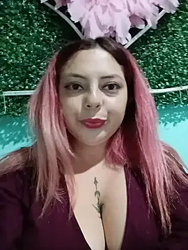 madelaine-'s Live XXX Chat