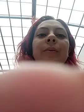madelaine-'s Live XXX Chat
