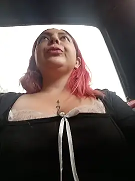 madelaine-'s Live XXX Chat