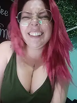 Chat XXX ao vivo de madelaine-