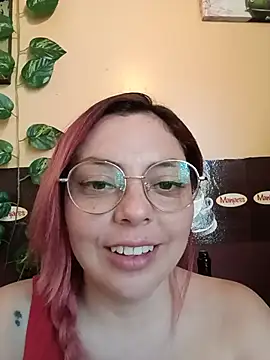 madelaine-n Live chat-huone