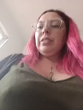 madelaine-'s Live XXX Chat