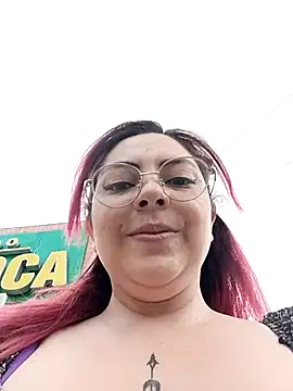 madelaine-'s Live XXX Chat