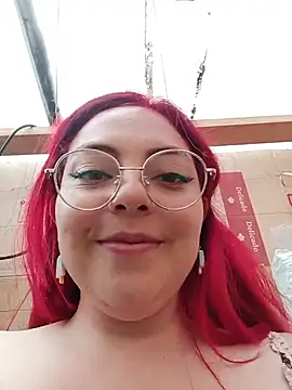 madelaine- Live XXX-Chat