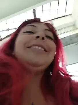 madelaine-'s Live XXX Chat