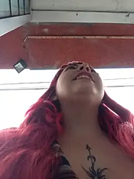 madelaine-'s Live XXX Chat