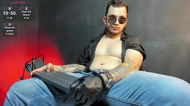 Tonny_paganni webcam show