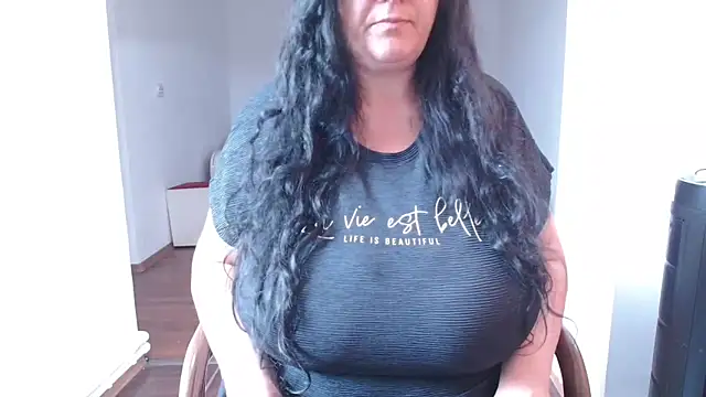 Chat XXX en directo de mayabbw50tits