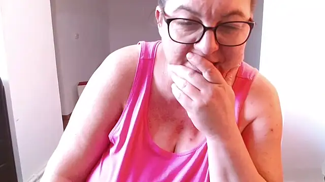 โชว์เว็บแคมของ mayabbw50tits