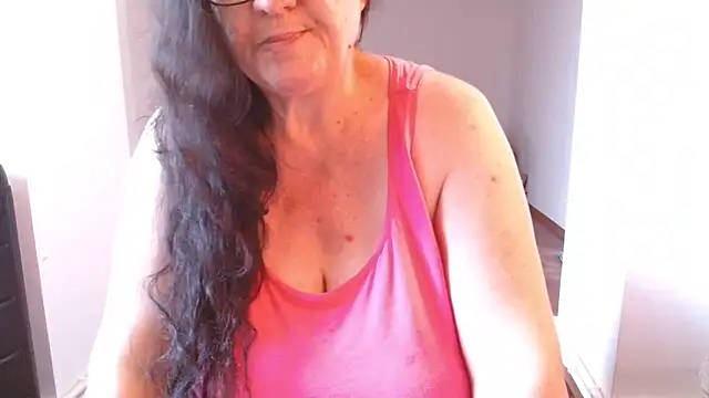 mayabbw50tits' Webcam Show